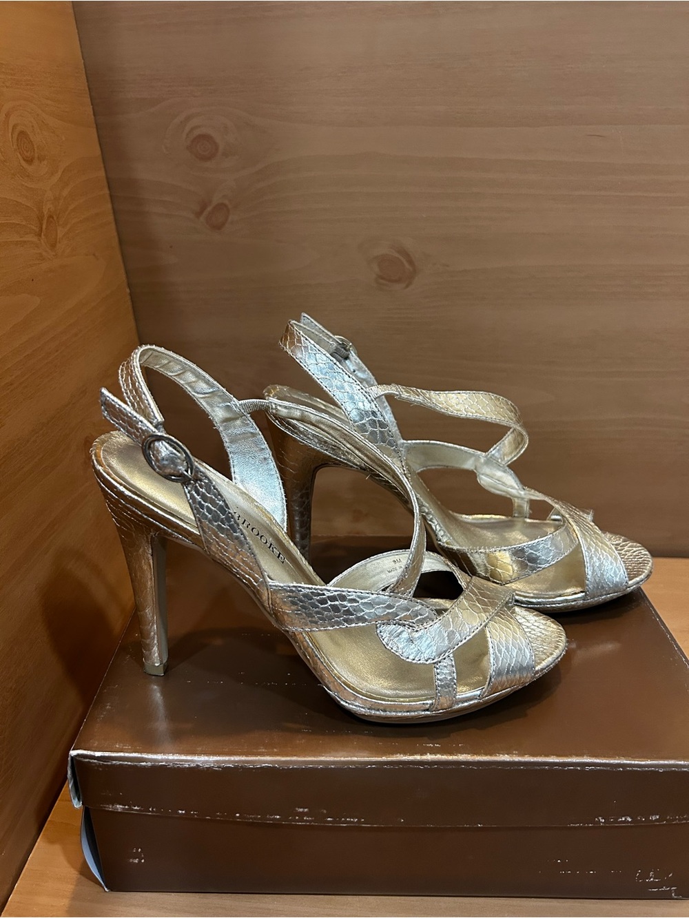 Audrey Brooke Gold Metallic Snakeskin Strappy Heels Sandals Size 9